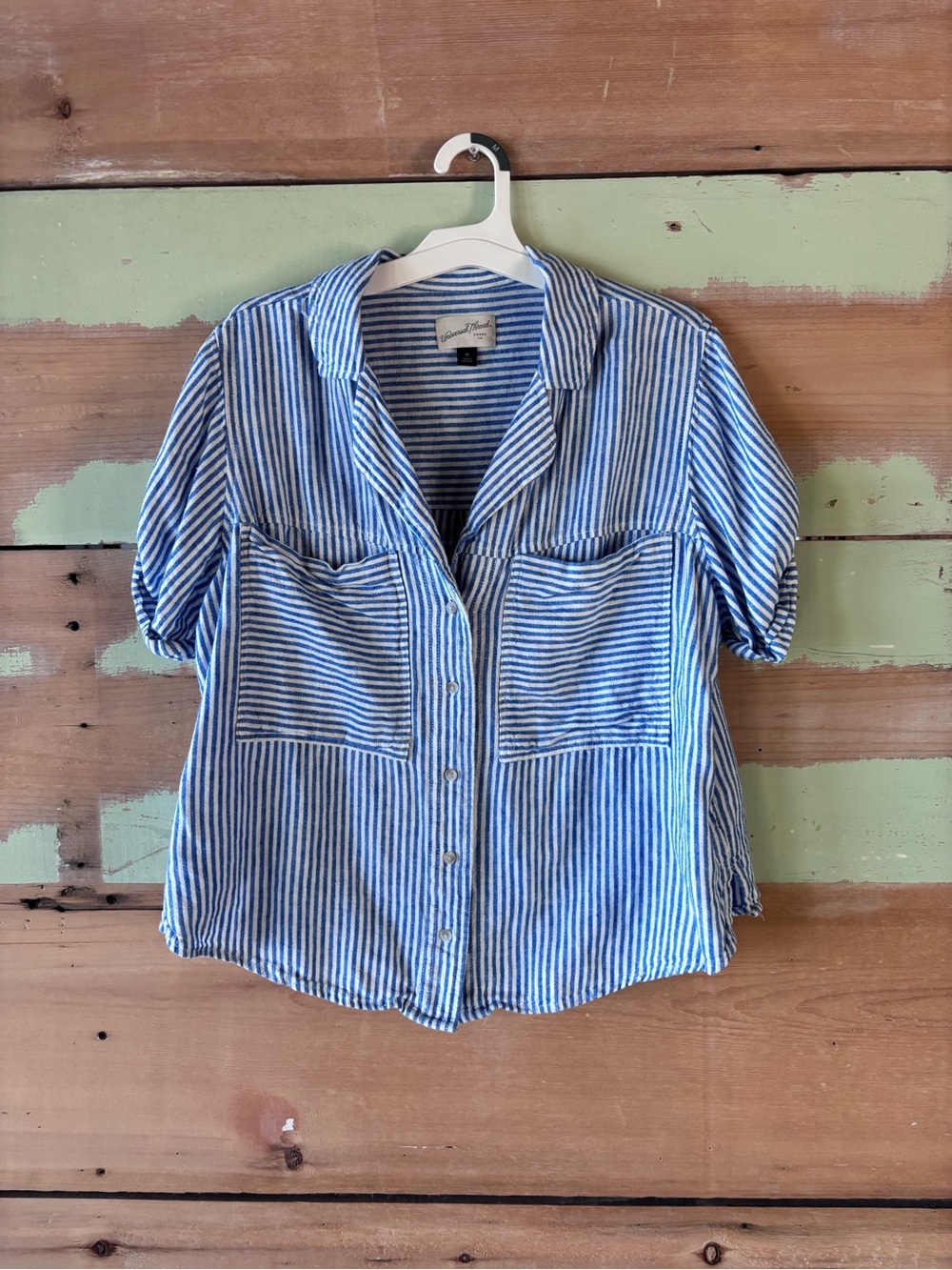 Universal Thread Blue and White Striped Button-Down Shirt